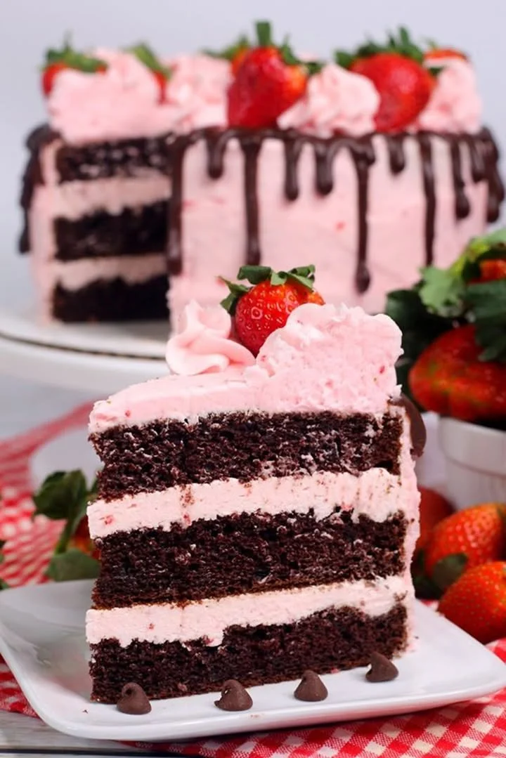Chocolate Kahlua Cake with strawberries garnished on top
