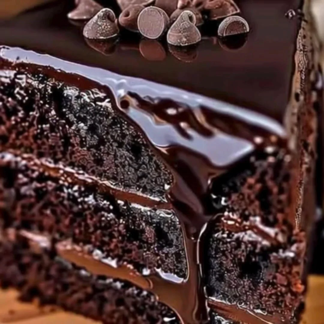 Super moist chocolate cake with a perfect chocolate ganache topping