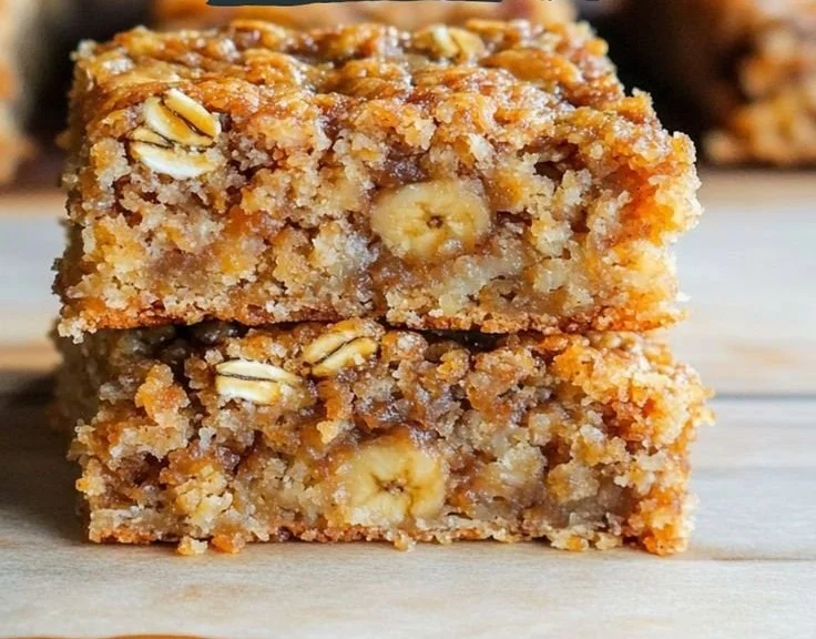 Healthy banana oatmeal bars recipe with oats and ripe bananas.